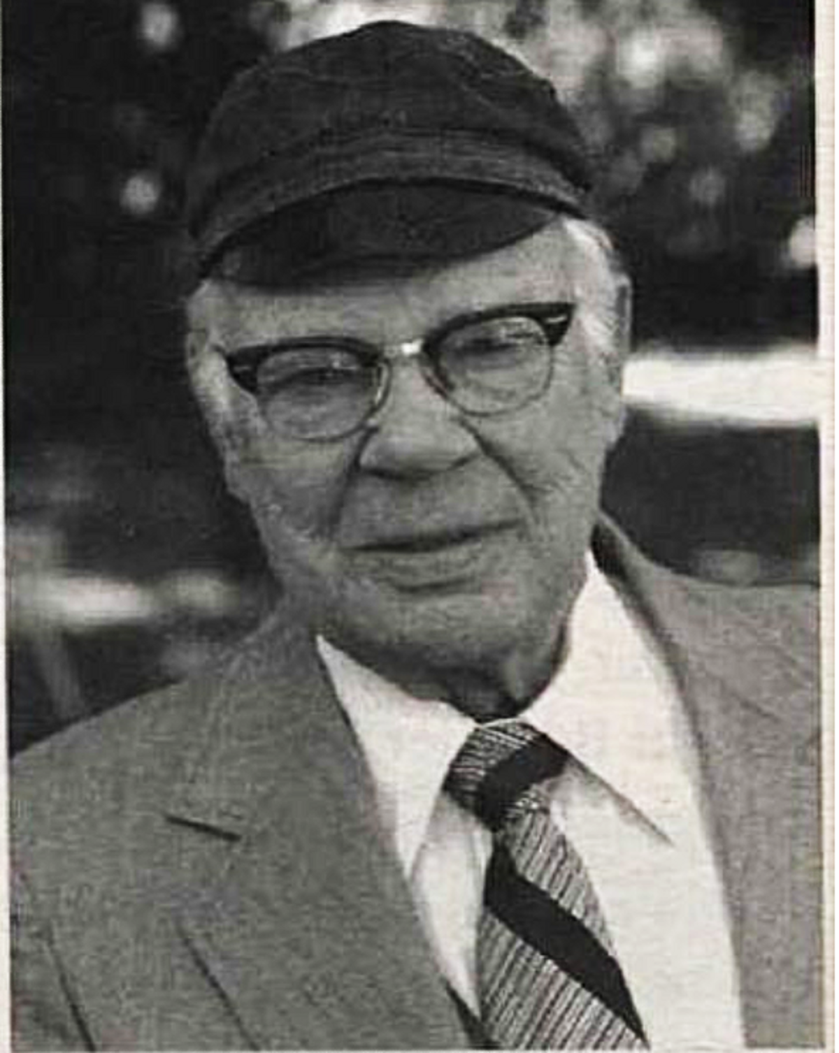 Edgars Ķiploks Mineapolē, Minesotas štatā ASV. Foto: https://periodika.lndb.lv/periodika2-viewer/? Edgars Ķiploks Mineapolē, Minesotas štatā ASV. Foto: https://periodika.lndb.lv/periodika2-viewer/?