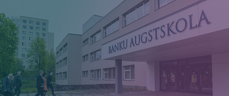 Banku augstskola svinīgi uzņemta Latvijas Universitātes saimē